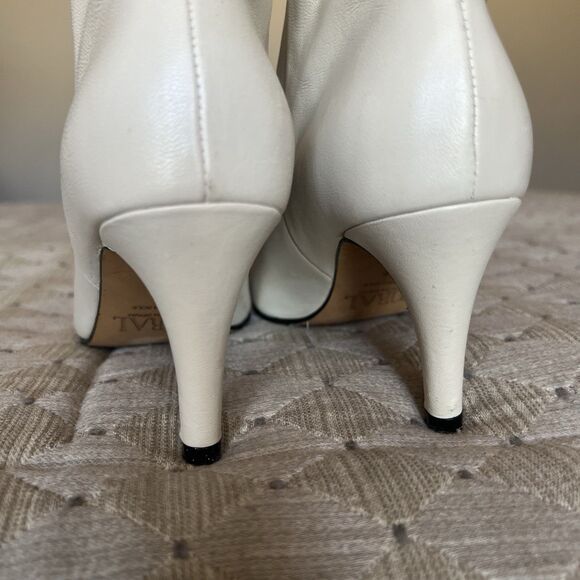 Toral Cream Leather & Black Fabric Cap Pointy Toe Boots Women EU 36 US 6 Chic - Picture 11 of 16